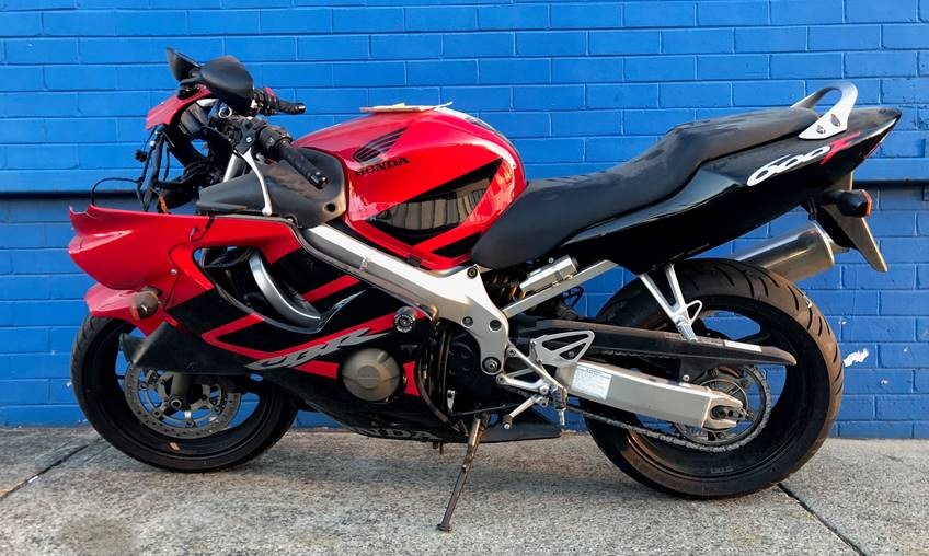 2005 HONDA CBR600F - JBMD5018015 - JUST BIKES